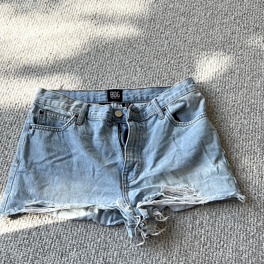 Urban Outfitters BDG Girlfriend High-Rise Jean Shorts